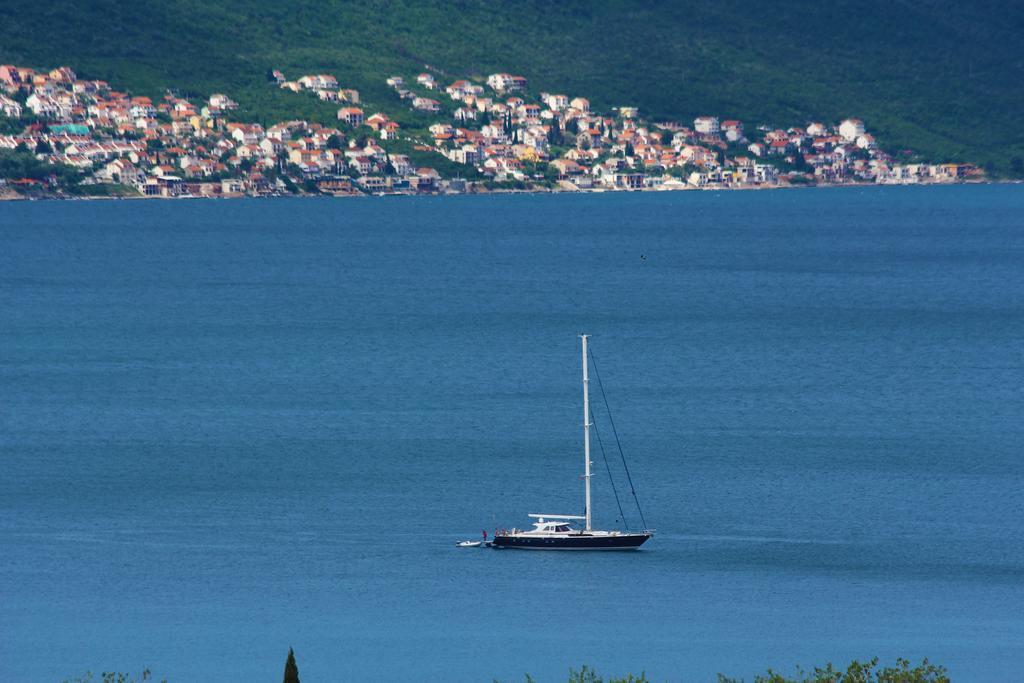 Apartments Siesta Tivat Extérieur photo
